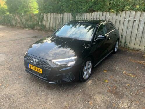 Audi A3 30 tdi sportback apple carplay navi led 5 jaar fabri