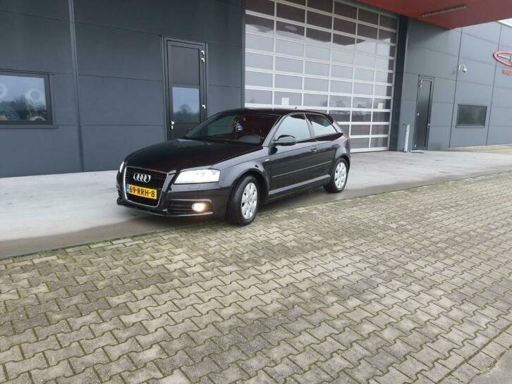 Audi a3 Hatch Back 3 deurs met trekhaak evt ruilen zie adv