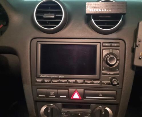 Audi A3 radio navigatie RNS-E mmi