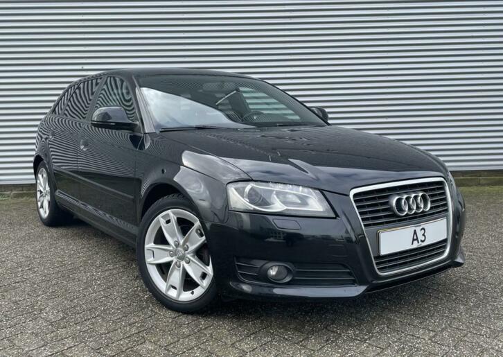 Audi A3 S-line 1.4 Tfsi Sportback S-tronic Zwart Nieuwstaat