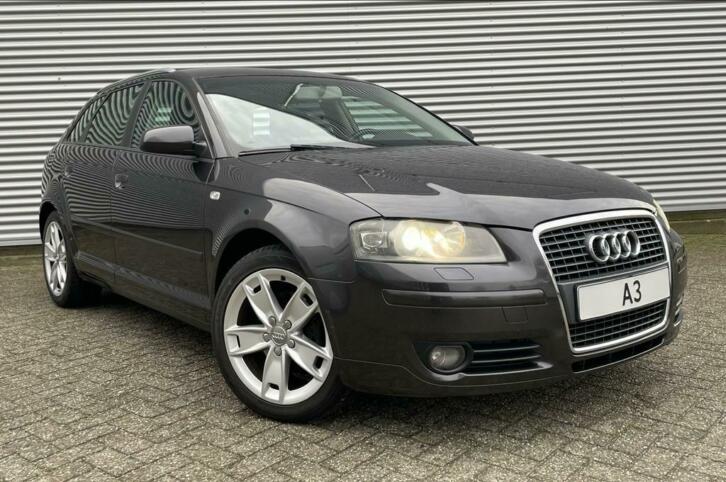 Audi A3 S-line 2.0 FSI Sportback S-Tronic Xenon, Nieuwstaat