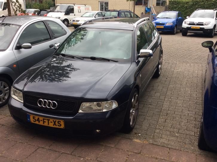 Audi A4 1.8 Avant 20V 92KW 2000 Blauw