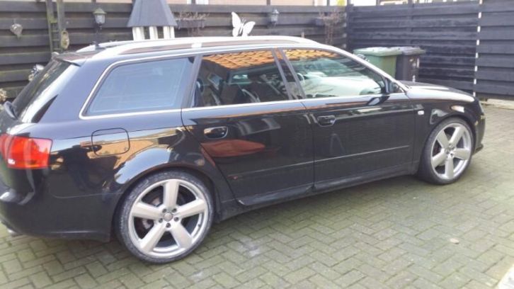 Audi A4 1.8 T Avant Zwart S-Line 204pk