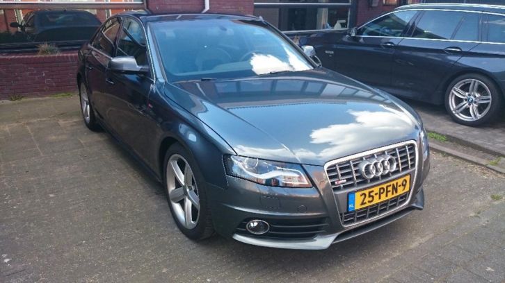 Audi A4 1.8 Tfsi 211PK Multitronic 2011 Daytona Grijs