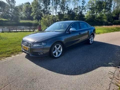 Audi A4 1.8 Tfsi 88KW 2008 Grijs