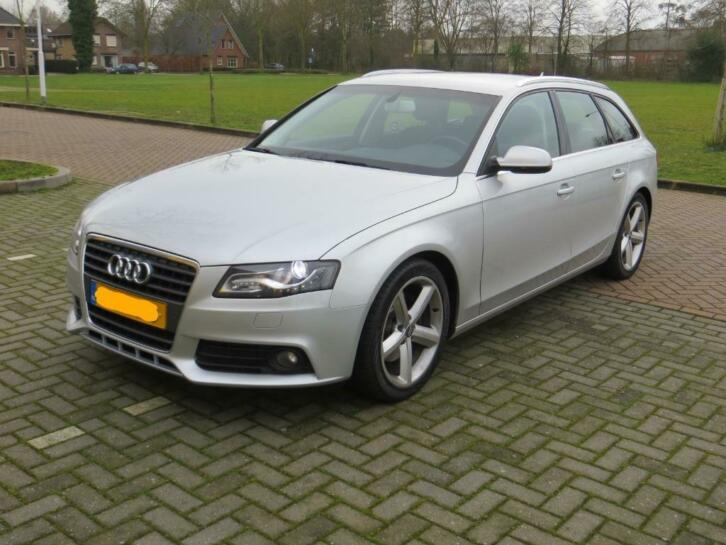 Audi A4 1.8 Tfsi 88KW Avant 2011 Grijs