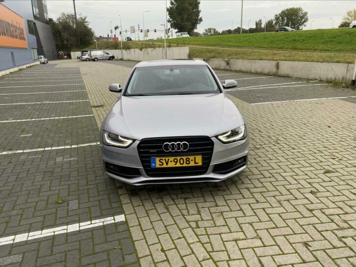 Audi A4 2.0 T Quattro 2015 Grijs