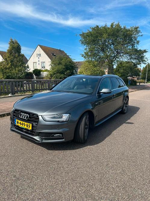 Audi A4 2.0 TDI 130KW Avant Multitron 2013 Grijs