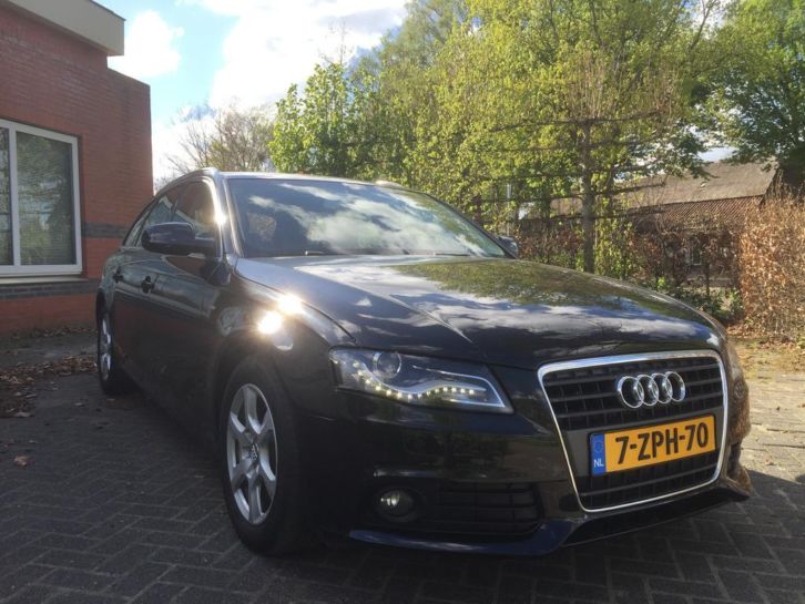 Audi a4 2.0 tdi 2011 pro-line xenon led navi ecc startstop