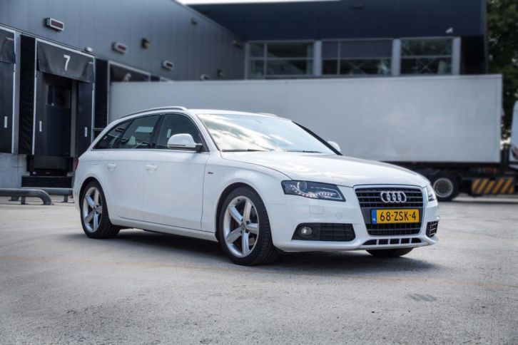 Audi A4 2.0 Tfsi 132KW Avant 2008 Wit S-line UNIEK in NED