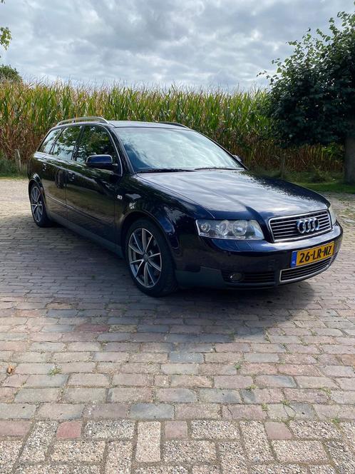 Audi A4 2.4 V6 Avant 125KW 2003 Blauw