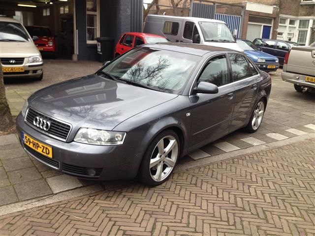 Audi A4 2.5 TDI Exclusive