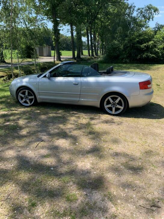 Audi A4 2.5 TDI V6 120KW Cabrio AUT 2006 Grijs