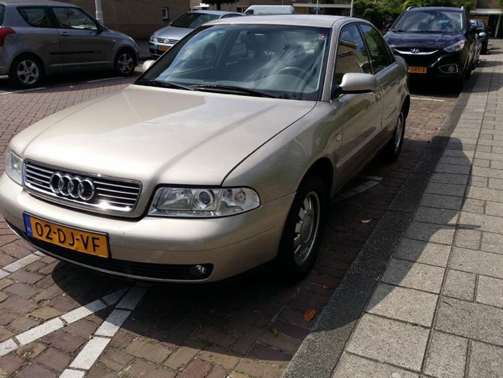 Audi A4 2.8 V6 Quattro AUT 1999 IN PRIJS VERLAAGD MOET WEG 