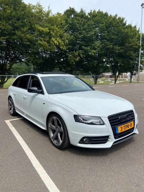 Audi A4 3.0 TDI 176KW Avant Quattro 290pk