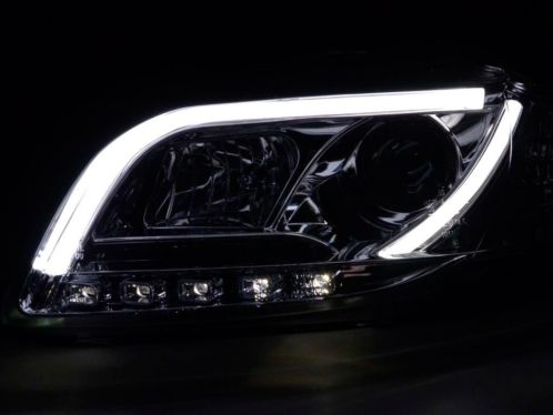 Audi A4 B7 koplampen met LED stadsverlichting (chrome)