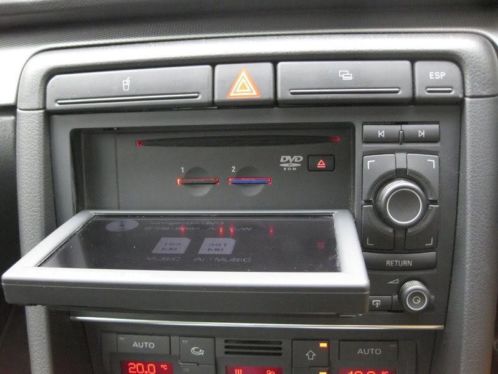 Audi A4 RNS-E mmi navigatiesysteem rnse rns navigatie plus