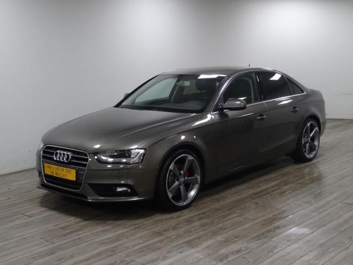 Audi A4 Sedan 1.8TFSI 170PK Edition Leer Navigatie - Nr 026