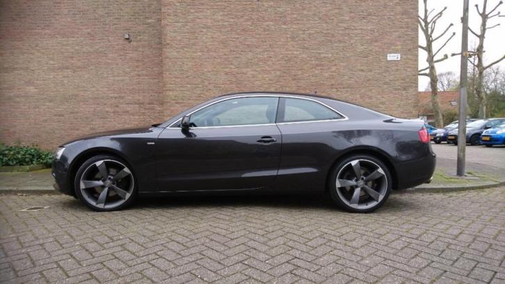 Audi A5 3.0 TDI 150KW Coupe Multitr. 2012 Grijs