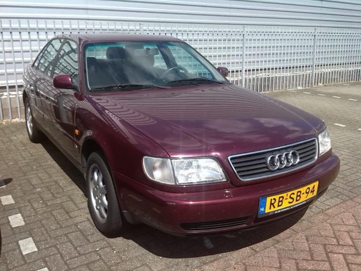 Audi A6 1.8 92KW 1997 Rood