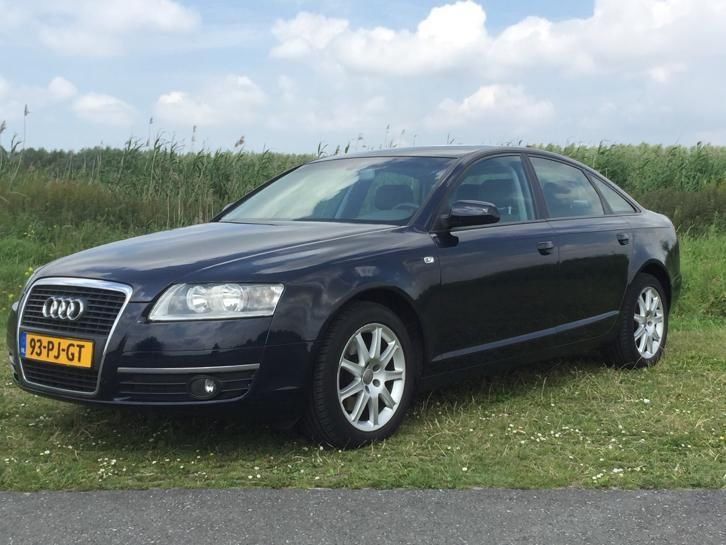 Audi A6 2.4 V6 130KW 2004 Blauw