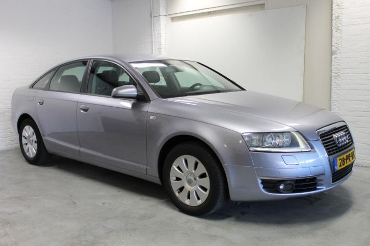 Audi A6 2.4 V6 Automaat Nwe Model Leder  Navi  PDC  Xenon