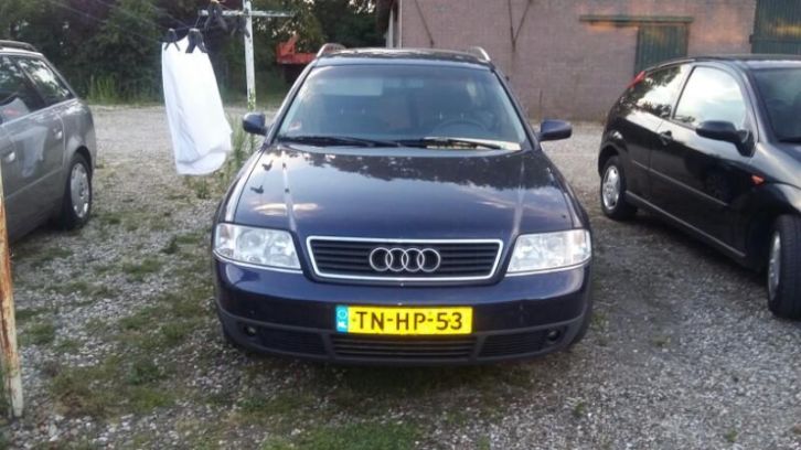 Audi A6 2.5 Avant TDI 110KW Blauw 2002 model