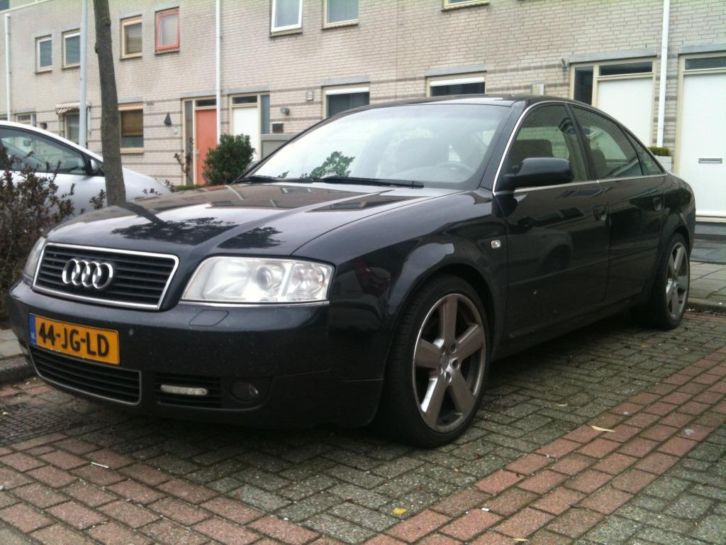 Audi A6 2.5 TDI Quattro 132KW AUT 2002 Zwart