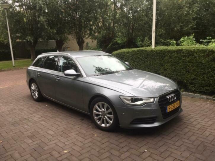 Audi A6 3.0TDI 150KW Avant Quat S-tr 2011 grijszilver met