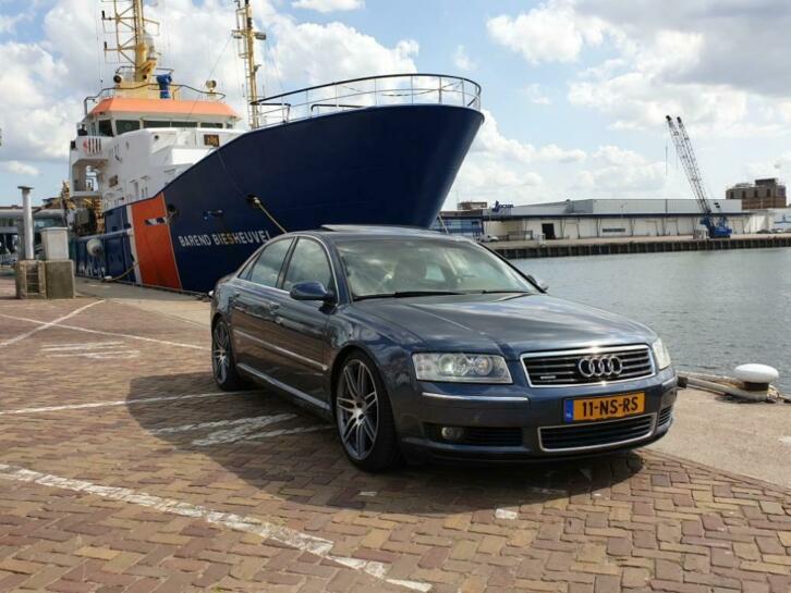 Audi A8 4.2 Quattro 335PK Youngtimer in topstaat vol opties.