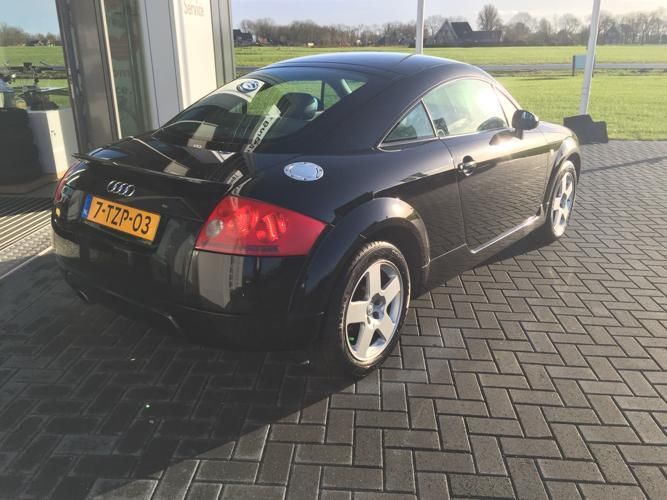 Audi Audi TT 1999 Zwart