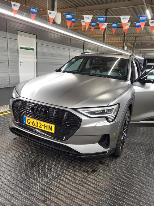 Audi e-tron 55 Quattro 360pk 2019 Blauw