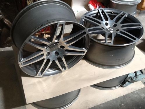 Audi RS4  Audi RS6  Audi Q7  Audi Q5 Origineel 22Inch