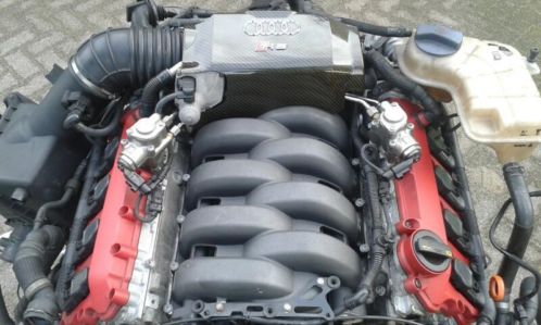 Audi RS4 B7 V8 4.2 FSI 420pk motor en toebehoren