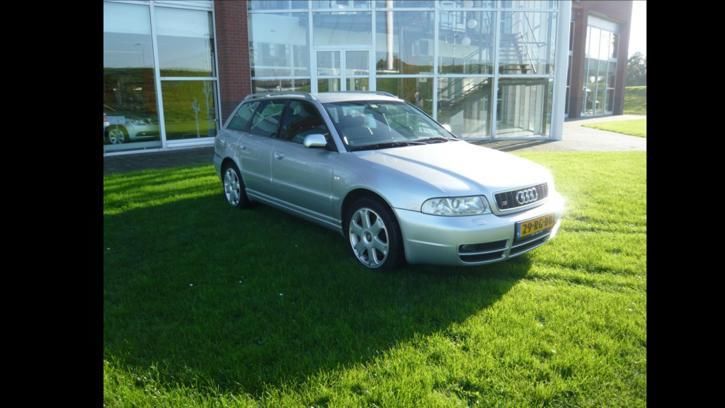 Audi S4 2.7 V6 Avant Quattro 195KW 1999 Grijs