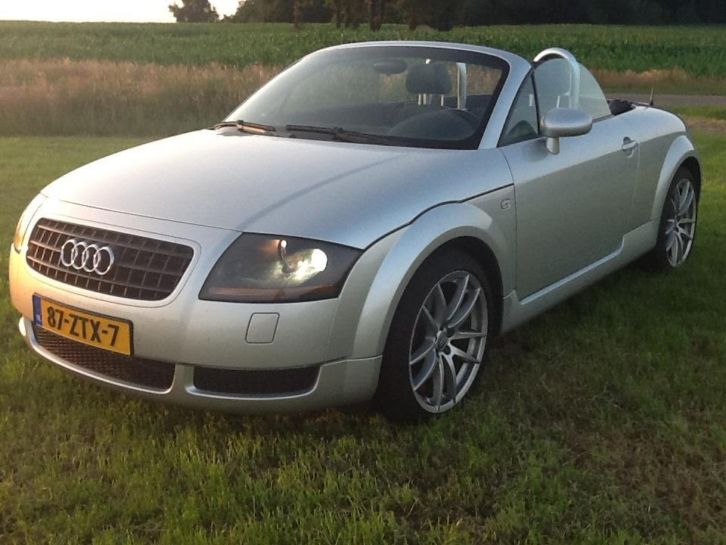 Audi TT 1.8 Roadster 2006 Grijs