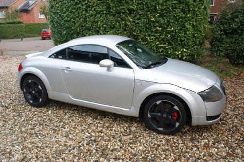 Audi TT 1.8 T 180 pk Coupe mooie velgen 