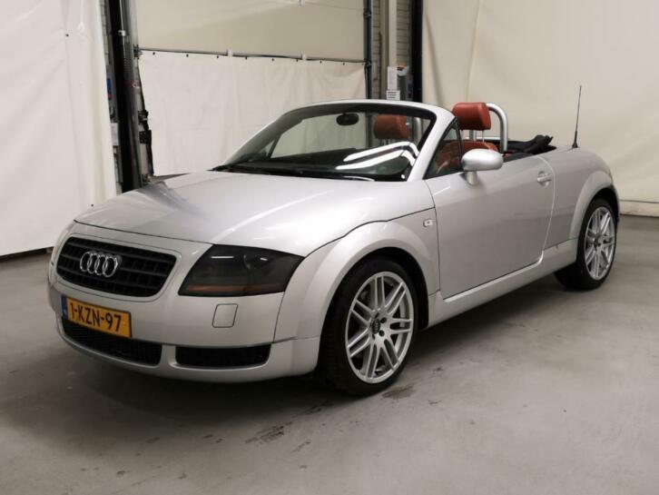 Audi TT 1.8 T Roadster 110KW 2005 Grijs