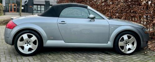 Audi TT Cabrio 1.8 Turbo S line grijs