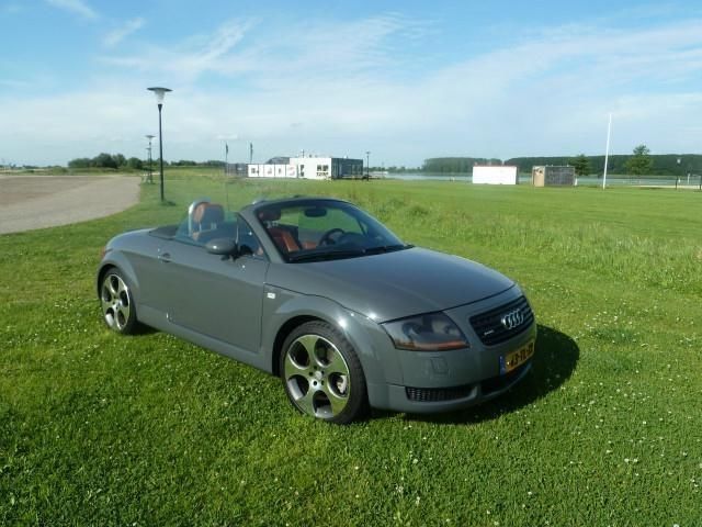 Audi TT Cabrio Roadster Turbo Quattro