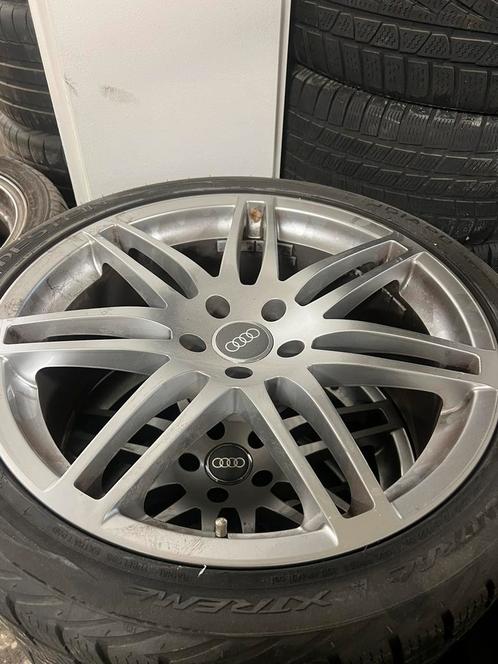 Audi velgen 19inch met Vredestein winterbanden.