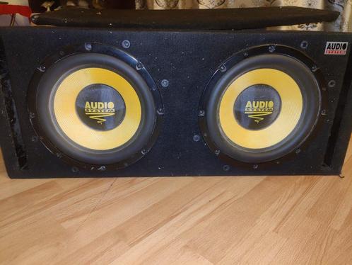 Audio system x-ion 12 br 2 met OEM kist 150,- Tot 7-3-2023