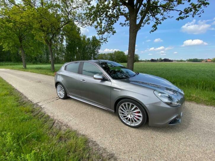 Auto Alfa GiuliettaTBI QV 1.7 Maserati edition 2012