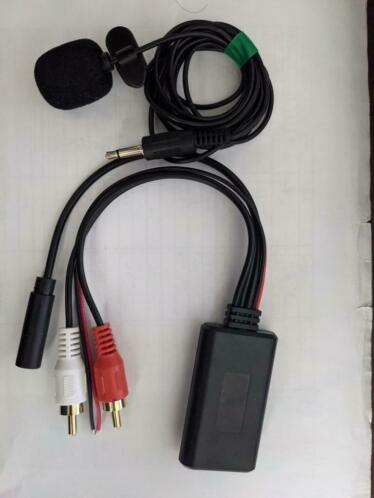Auto bluetooth Aux with microphone