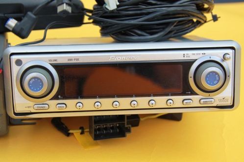 Auto radio merk Pioneer ANH-P9R 