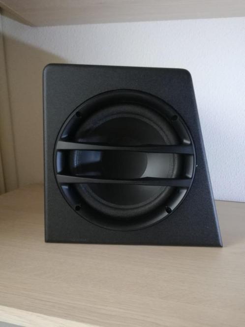 auto subwoofer