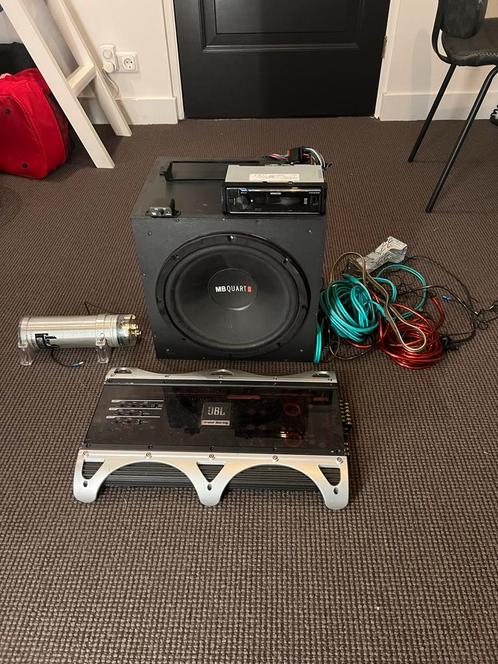 Auto Subwoofer, versterker  DAB Spotify radio