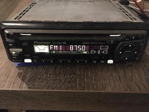 Autoradio - Pioneer DEH 2030R - met CD speler