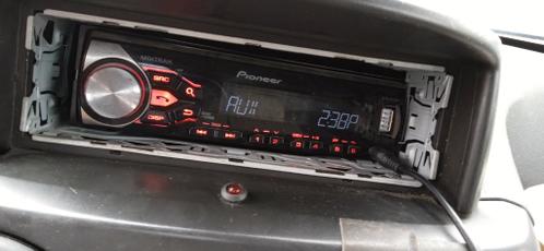 Autoradio radio pioneer aux usb