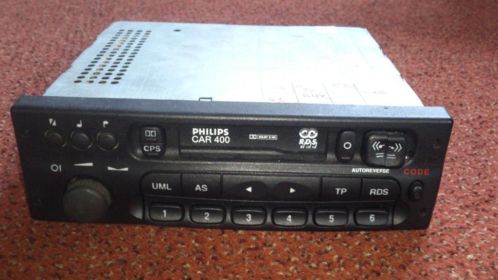 Autoradio van het merk Philips (cassettespeler)